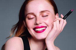 LE ROUGE CRAYON DE COULEUR CHANEL
