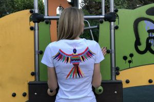 T shirt kan brand