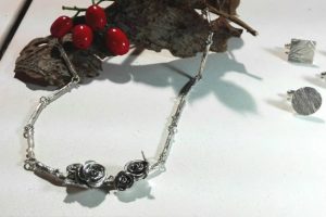 novitas jewellery flowers