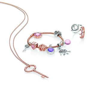 pandora necklace key